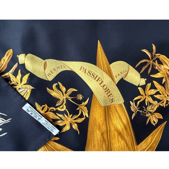 [SOLD] Authentic Hermès Black Passiflores Silk Scarf - Picture 9 of 14